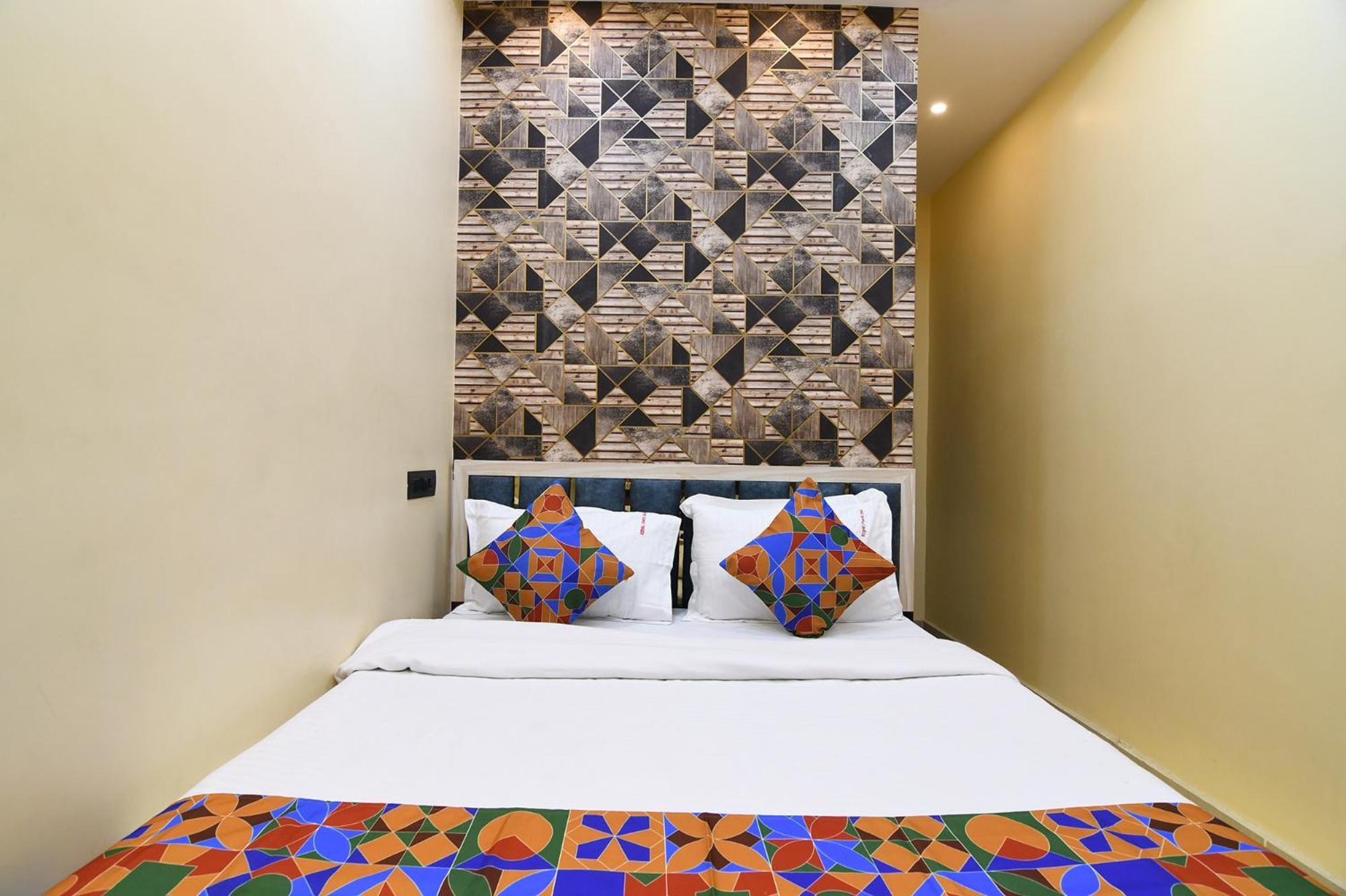 Fabhotel Royal Park Inn - Nr Eden Garden Stadium 加尔各答 外观 照片
