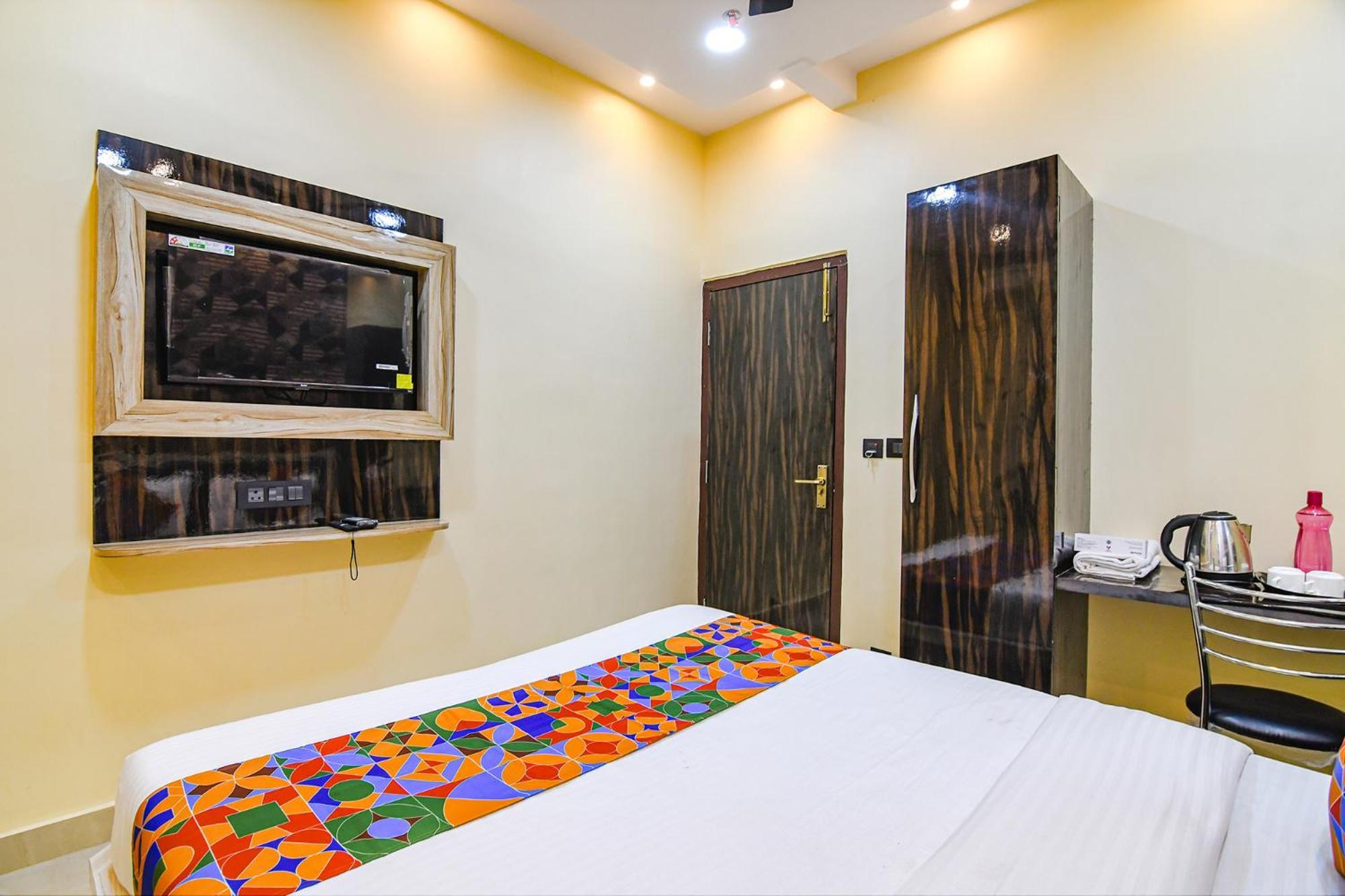 Fabhotel Royal Park Inn - Nr Eden Garden Stadium 加尔各答 外观 照片