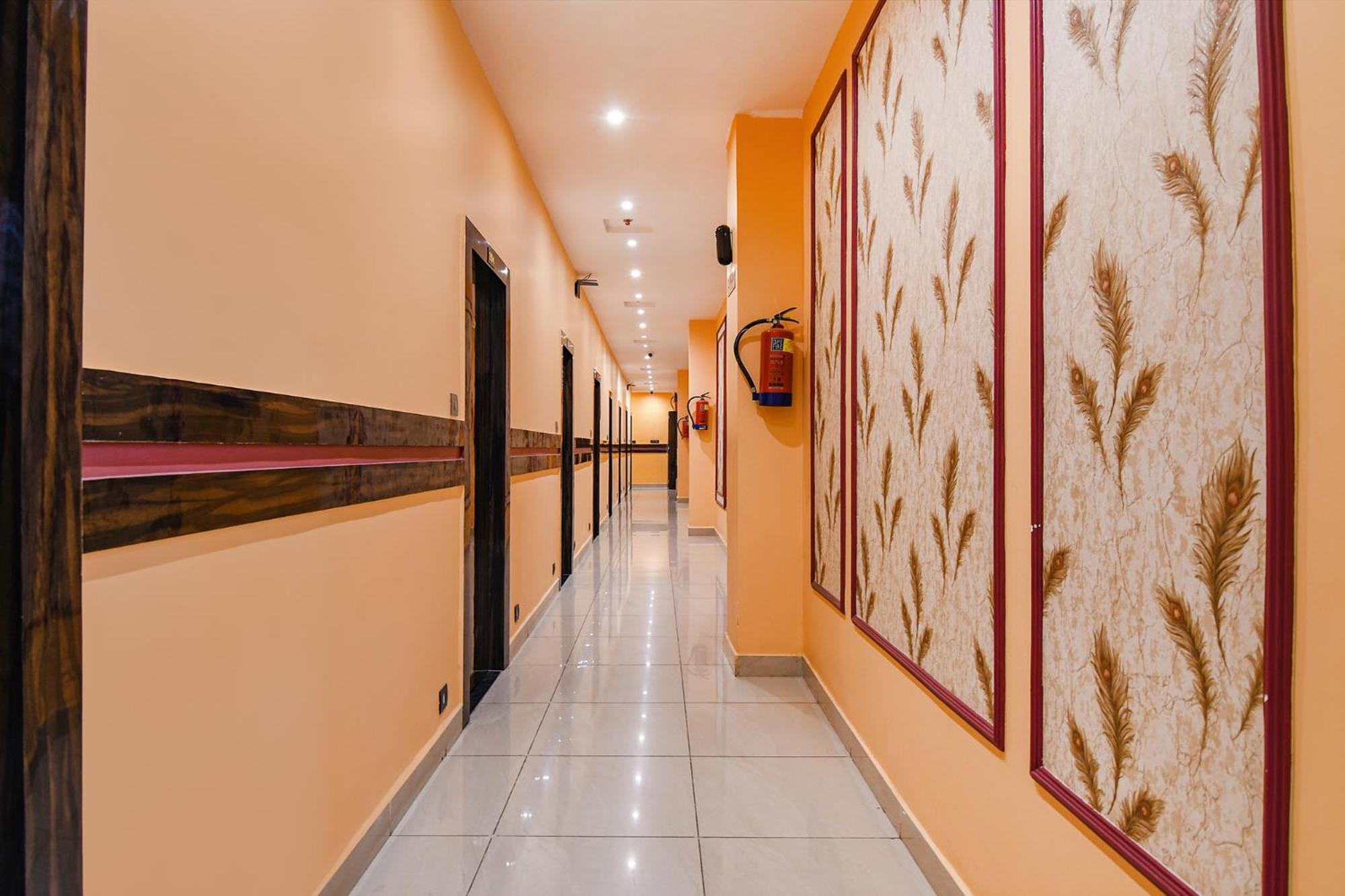 Fabhotel Royal Park Inn - Nr Eden Garden Stadium 加尔各答 外观 照片