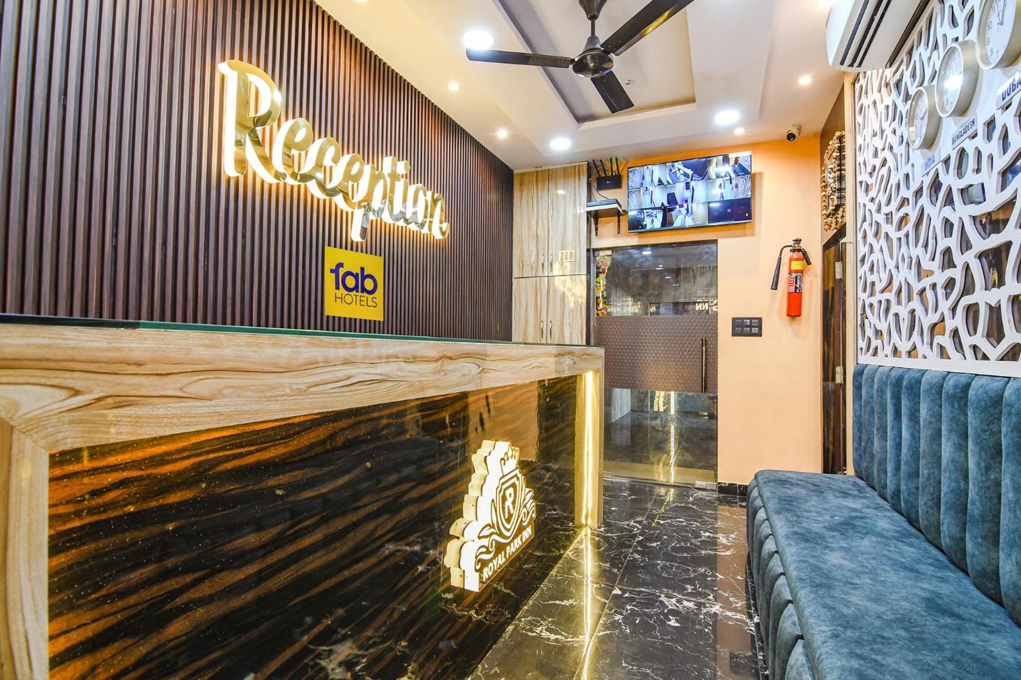 Fabhotel Royal Park Inn - Nr Eden Garden Stadium 加尔各答 外观 照片
