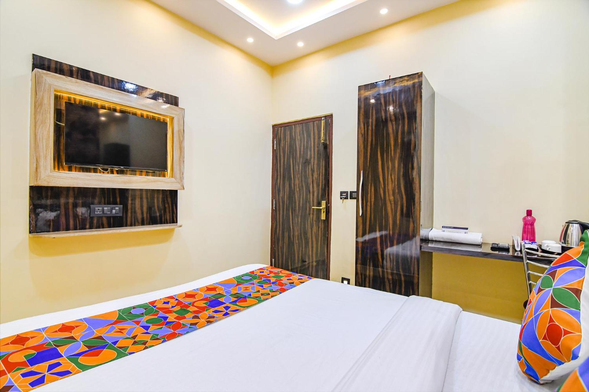 Fabhotel Royal Park Inn - Nr Eden Garden Stadium 加尔各答 外观 照片